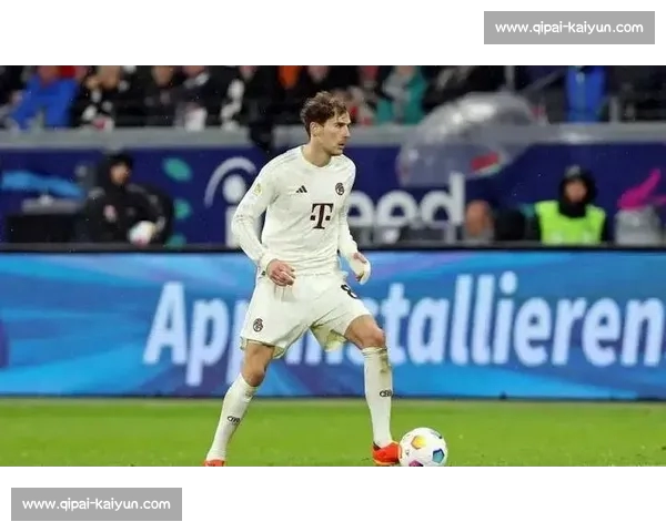 格雷茨卡闪击世界波 + 9.8 分！拜仁中场教科书级表现