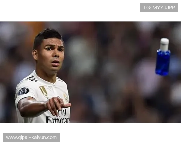 卡塞米罗 11 周年纪念日深情告白：娶你是我人生最正确的决定